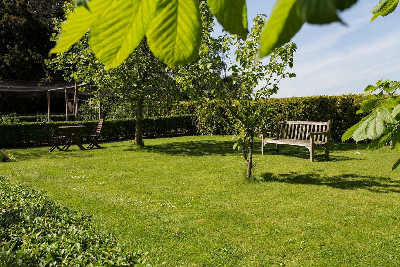 Church Farm B&B Near Telford And Ironbridge Shifnal Kültér fotó